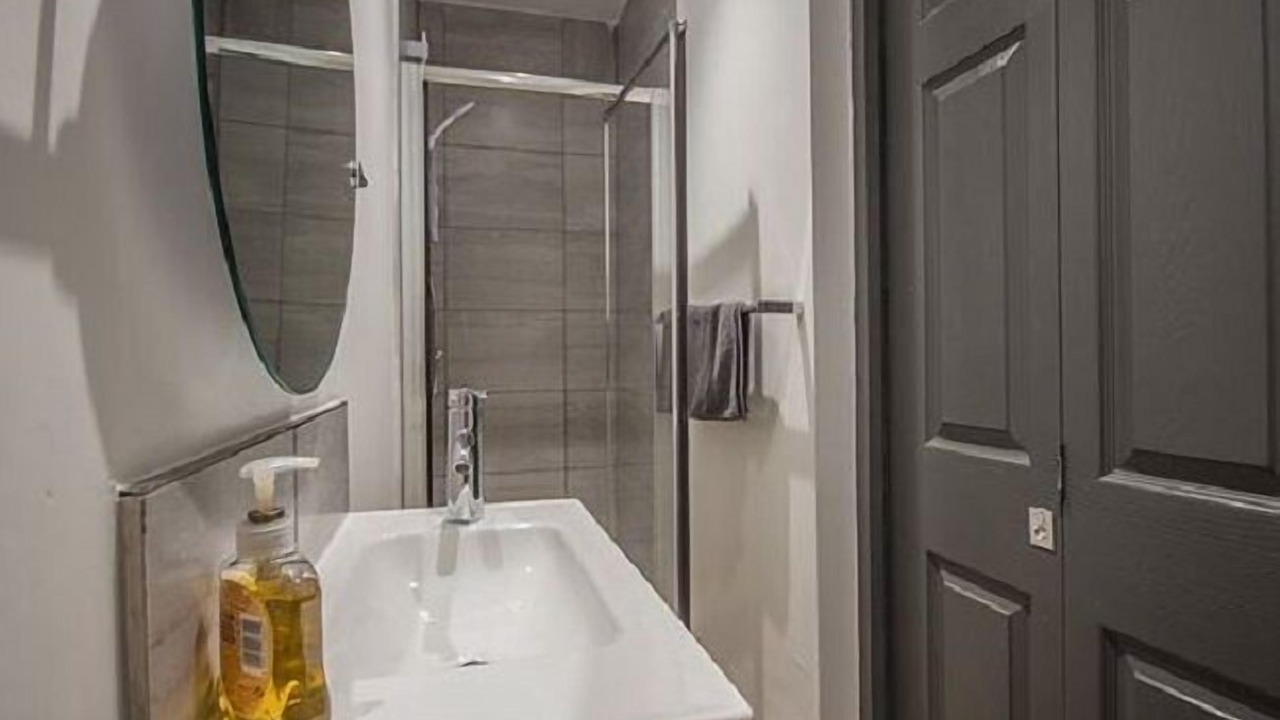 Photo of Bathroom in Tatenhill