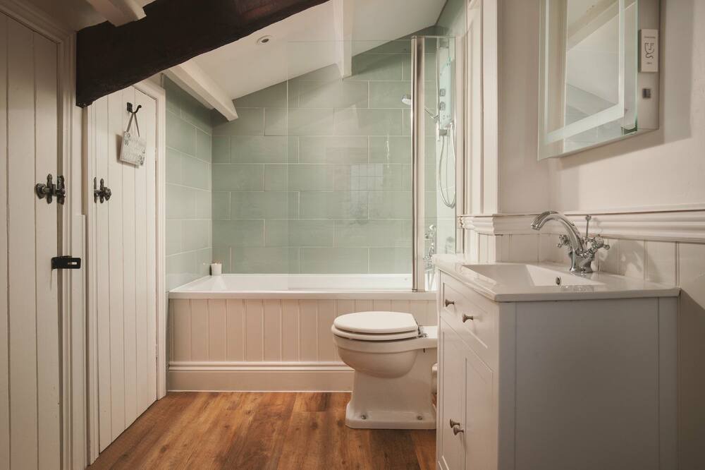 Photo of Bathroom in Reeth