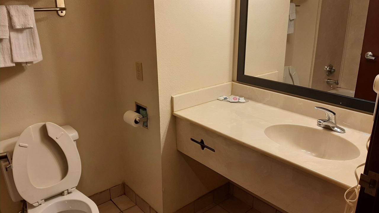 Photo of Bathroom in Carthage