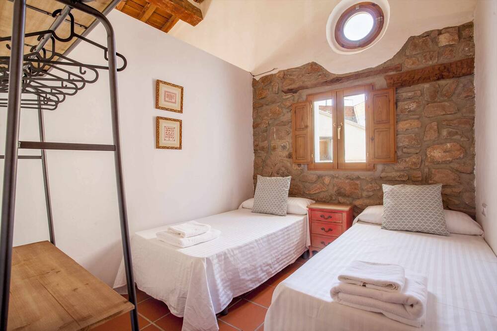 Photo of Bedroom in Alpuente