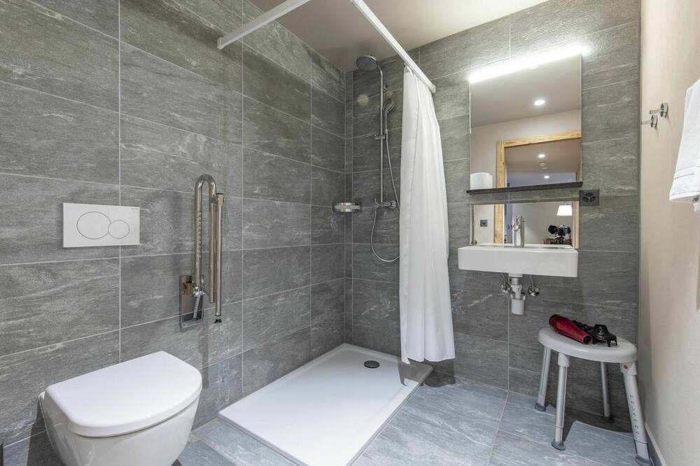 Photo of Bathroom in Zinal