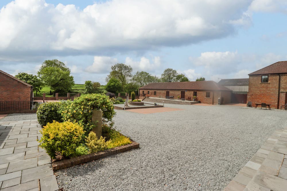 Photo of Others in Thwing