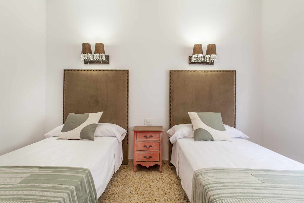 Photo of Bedroom in Alpuente