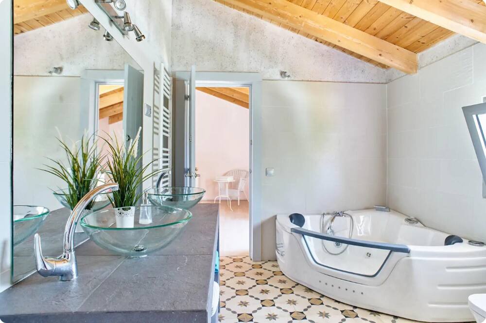 Photo of Bathroom in Olivella