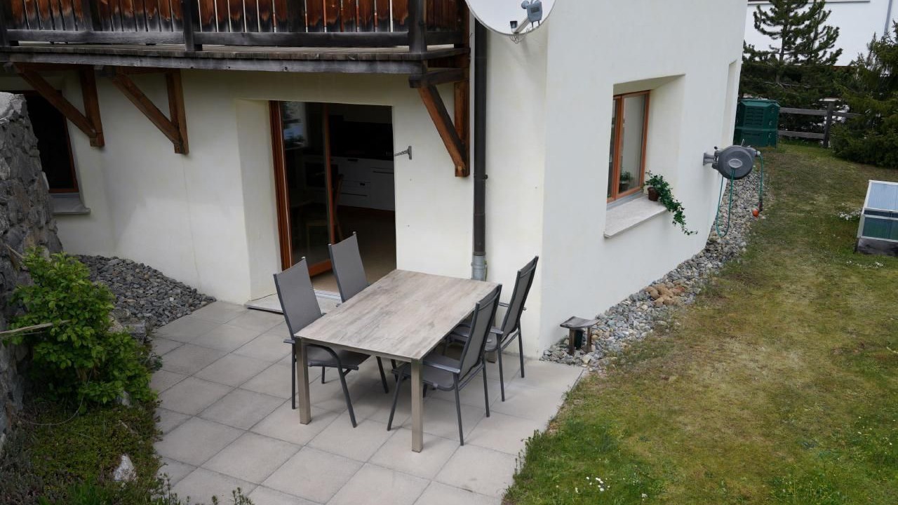 Photo of Outdoor in Samedan