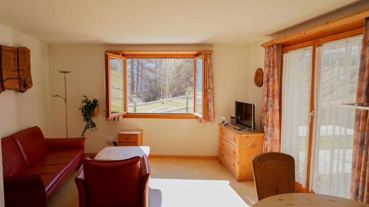 Photo of Others in Samedan