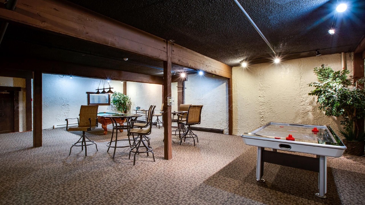 Photo of Bedroom in Glacier