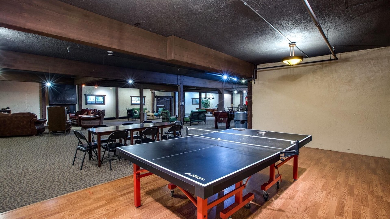 Photo of Bedroom in Glacier