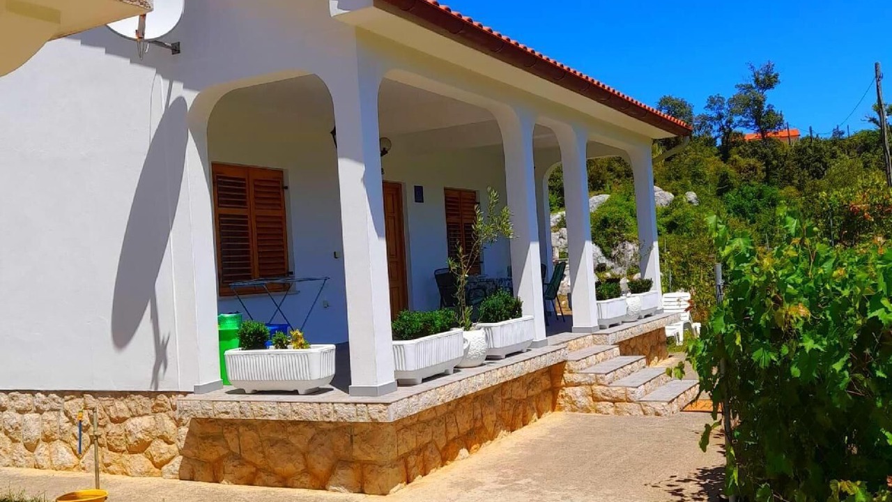 Photo of Outdoor in Suha Punta