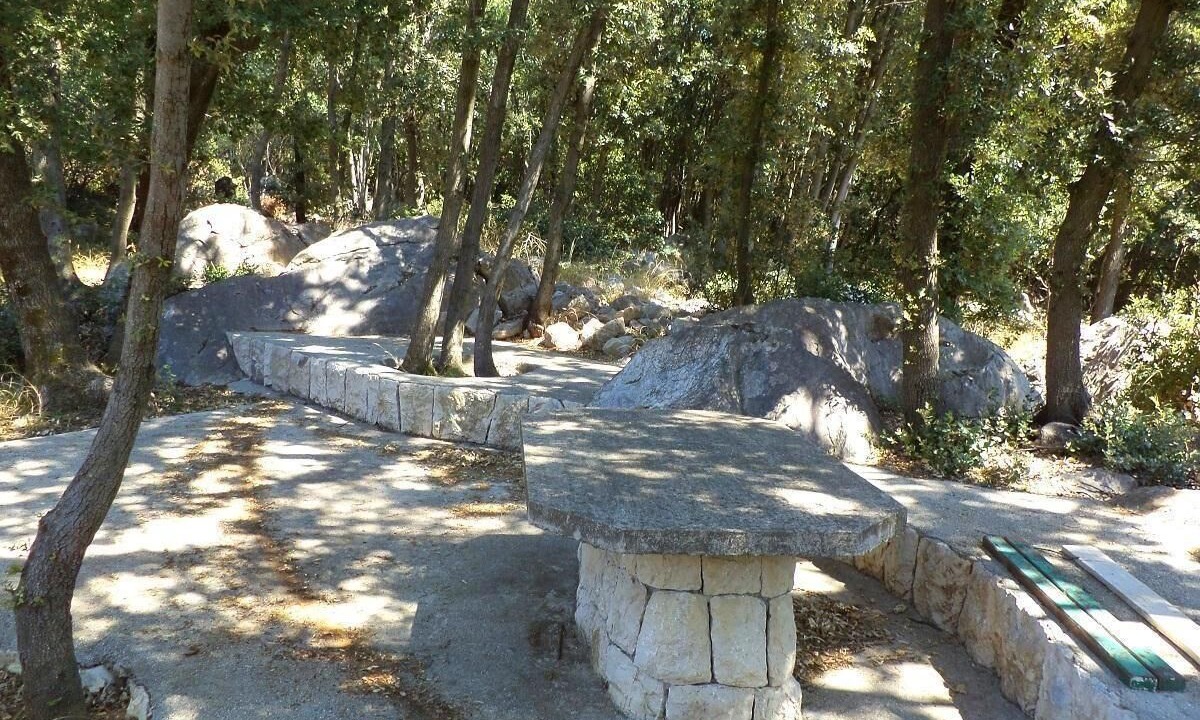 Photo of Outdoor in Suha Punta