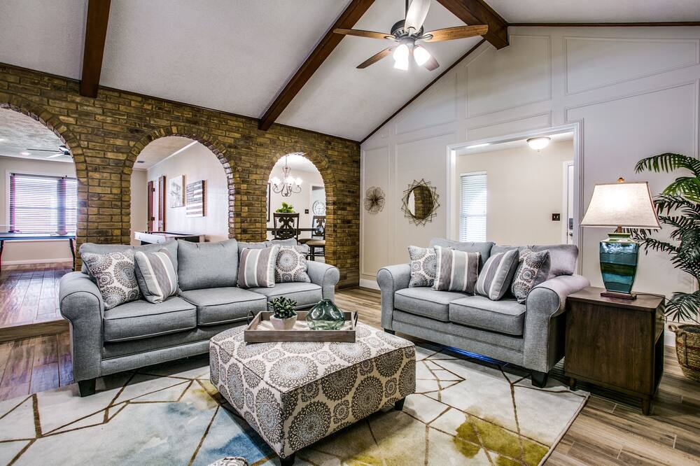Photo of Livingroom in Cowley