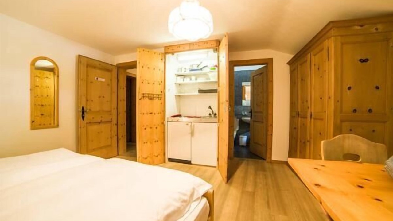 Photo of Bedroom in Bever