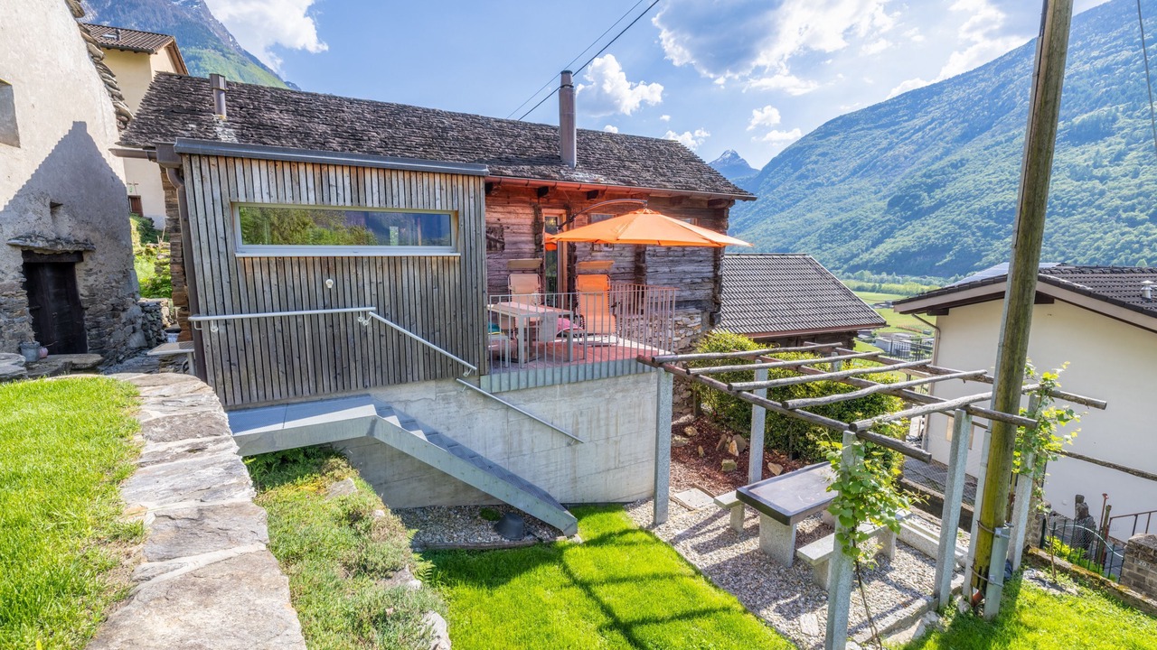 Photo of Outdoor in Malvaglia-dagro
