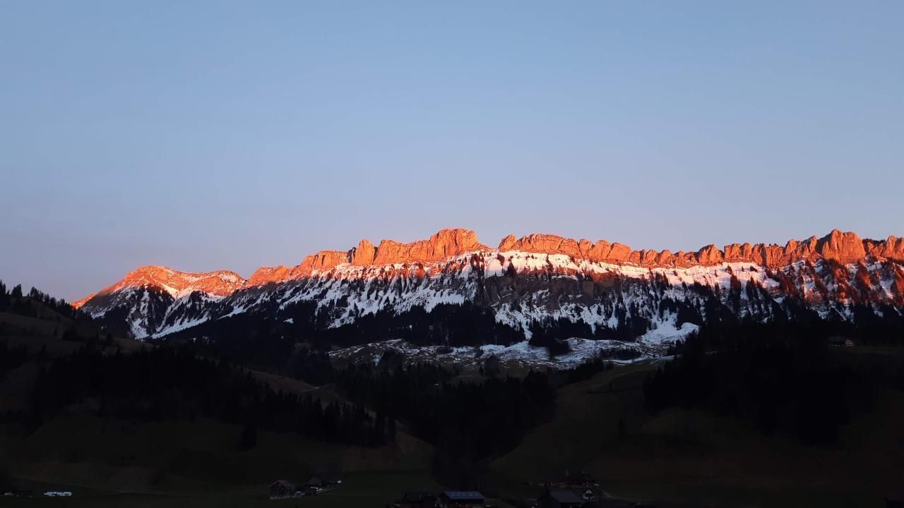 Photo of Others in Fluehli