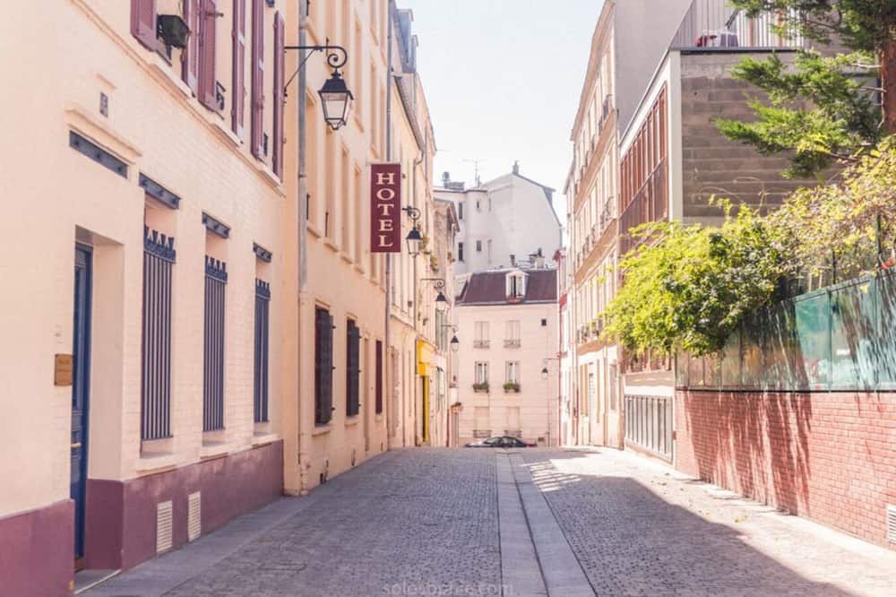 Photo of Outdoor in Quartier de la Maison-Blanche