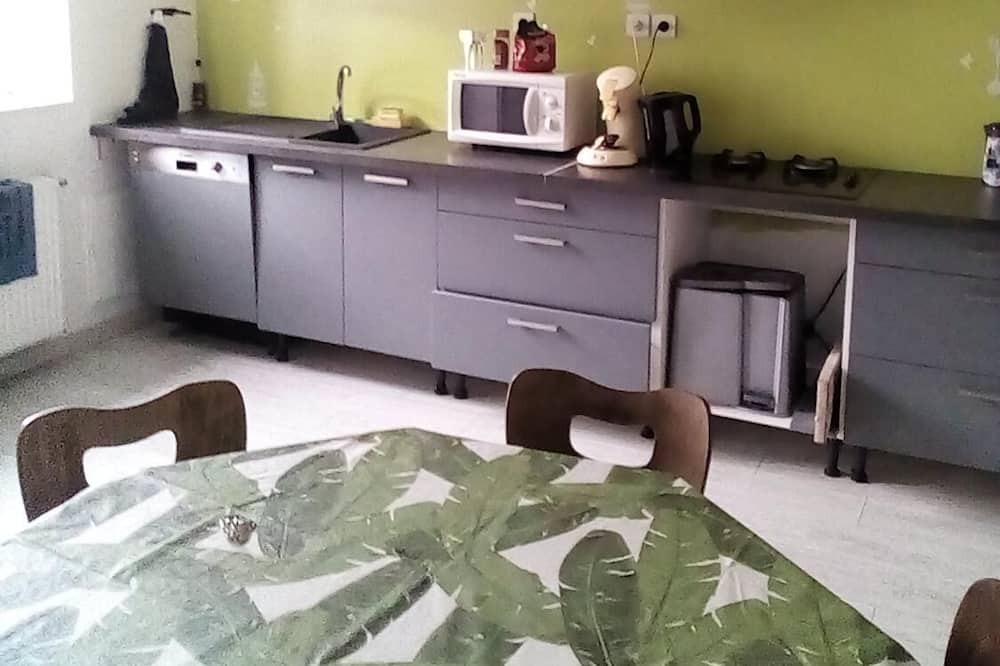 Photo of Kitchen in Gray