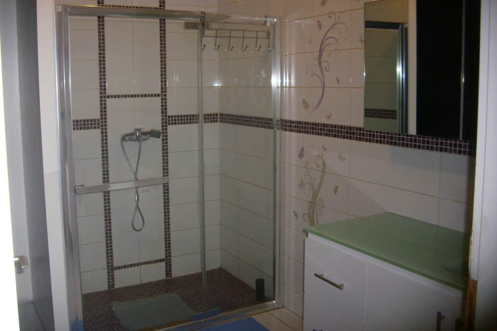 Photo of Bathroom in Gray