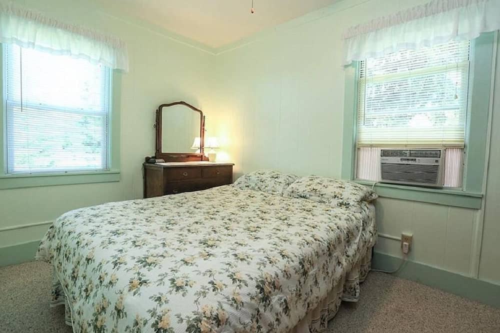 Photo of Bedroom in Kent