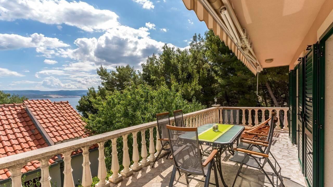 Photo of Outdoor in Medici