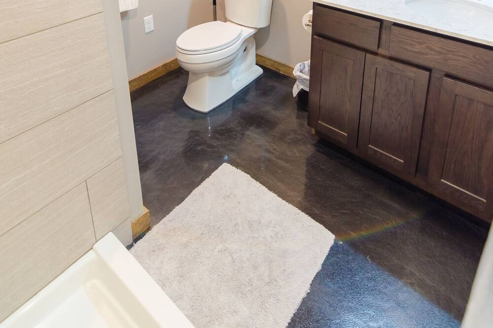 Photo of Bathroom in Gateway
