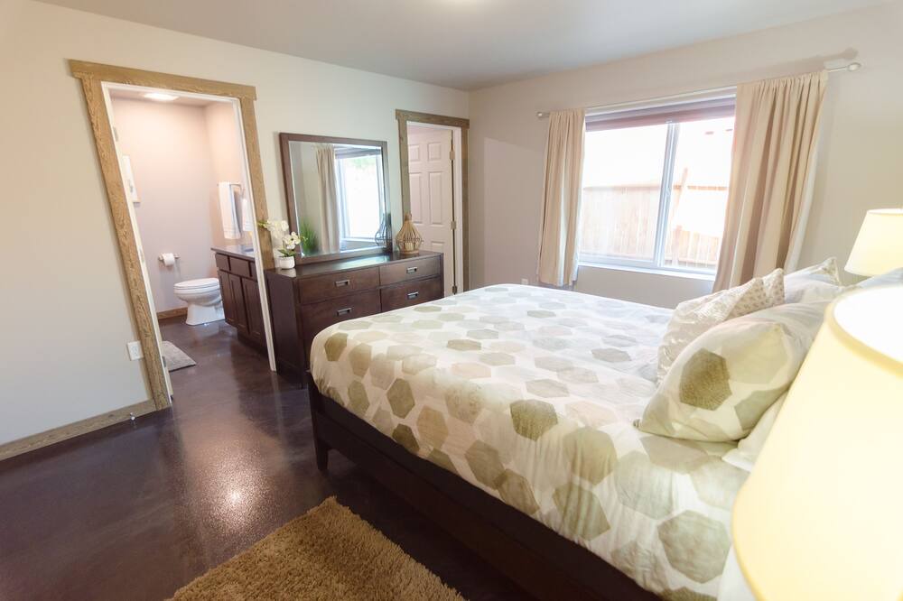 Photo of Bedroom in Gateway
