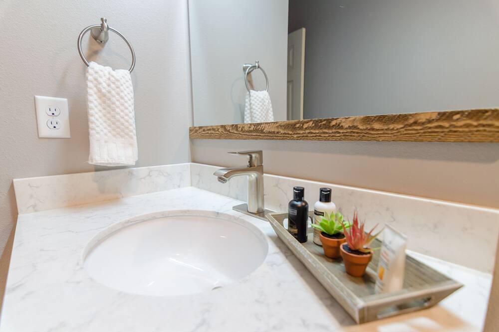Photo of Bathroom in Gateway