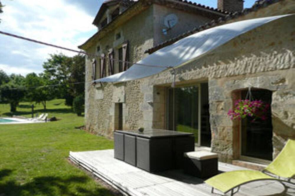 Photo of Outdoor in Neuvic