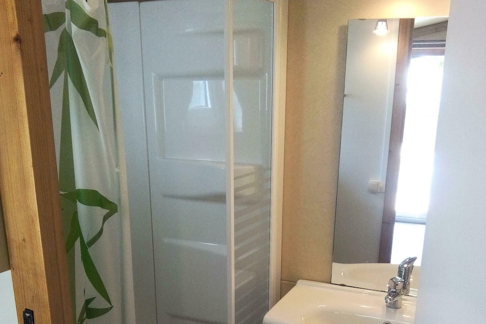 Photo of Bathroom in Mazeres
