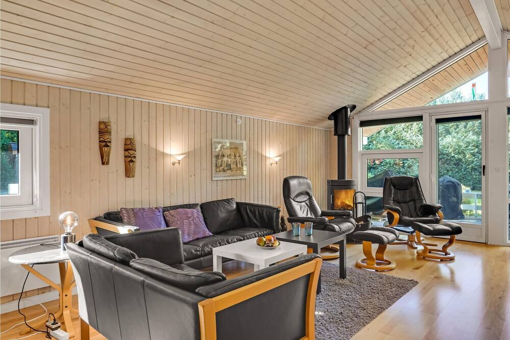 Photo of Bedroom in Follenslev