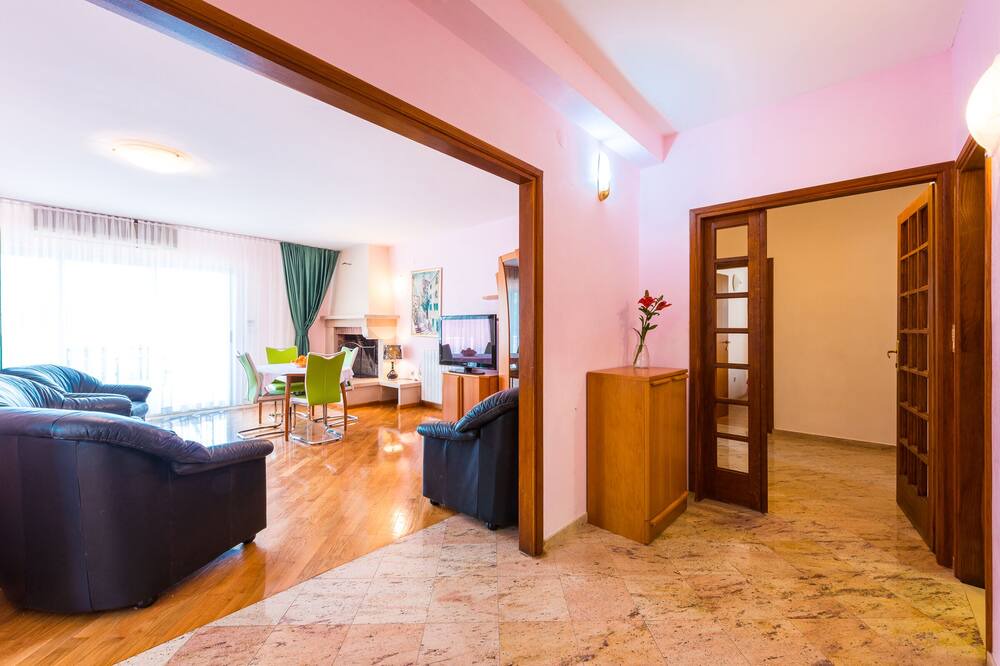 Photo of Livingroom in Slano
