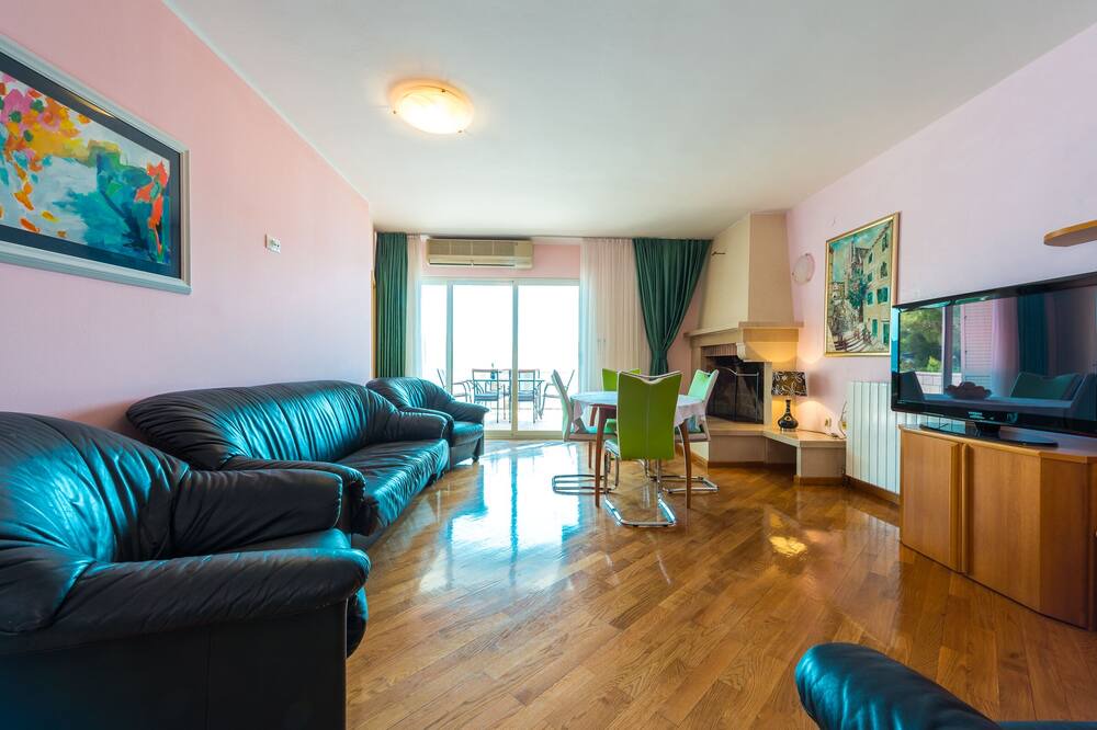 Photo of Livingroom in Slano