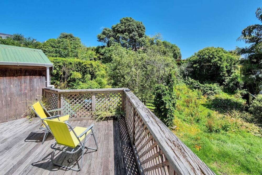 Photo of Others in Ponsonby