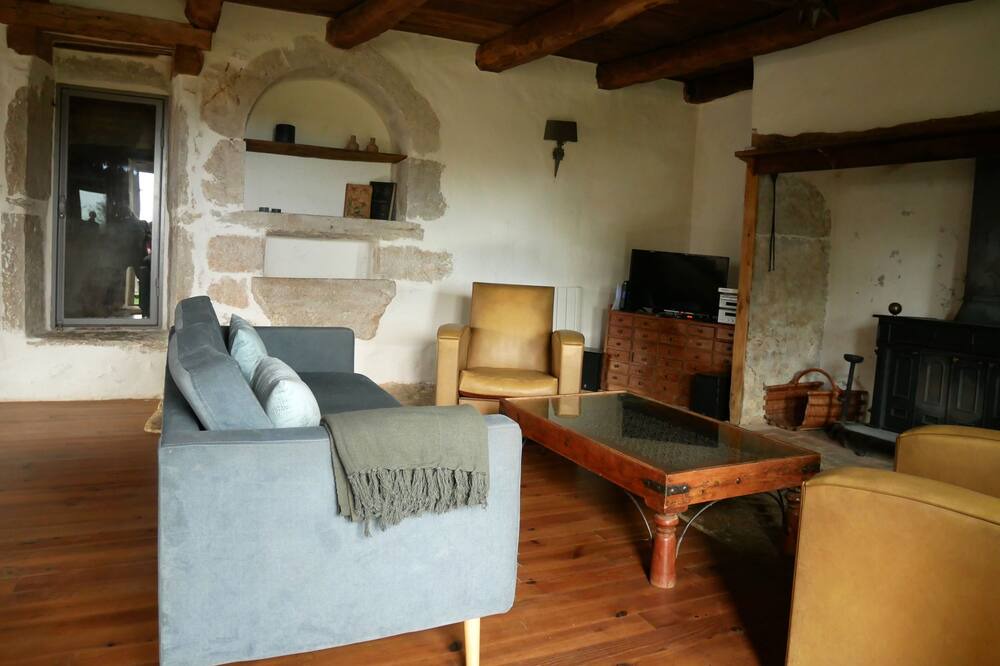 Photo of Livingroom in Caniac-du-Causse