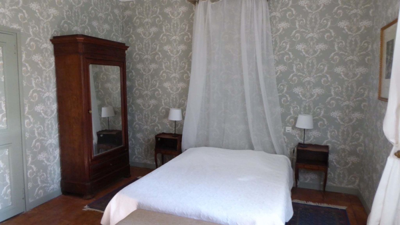 Photo of Bedroom in Pont-Saint-Esprit