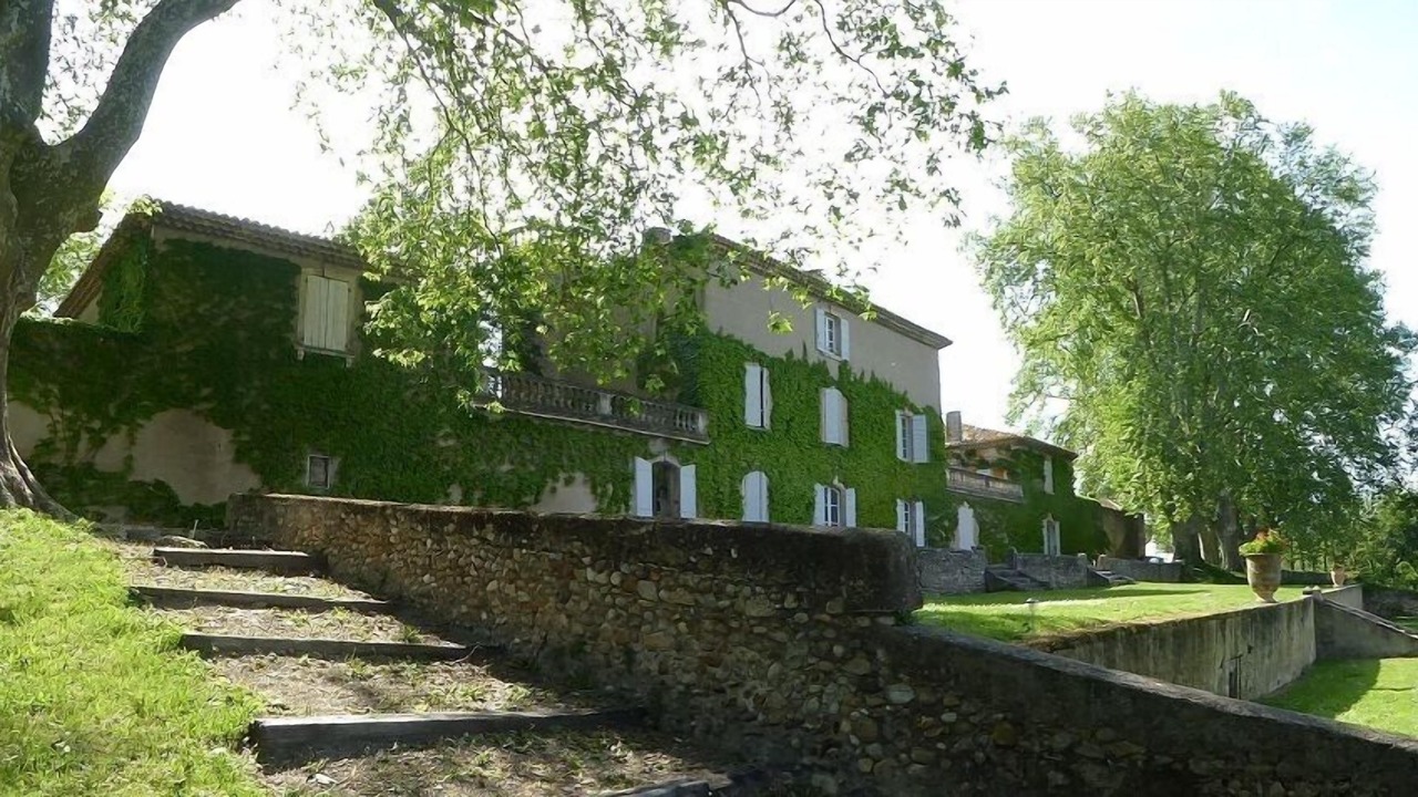 Photo of Outdoor in Pont-Saint-Esprit