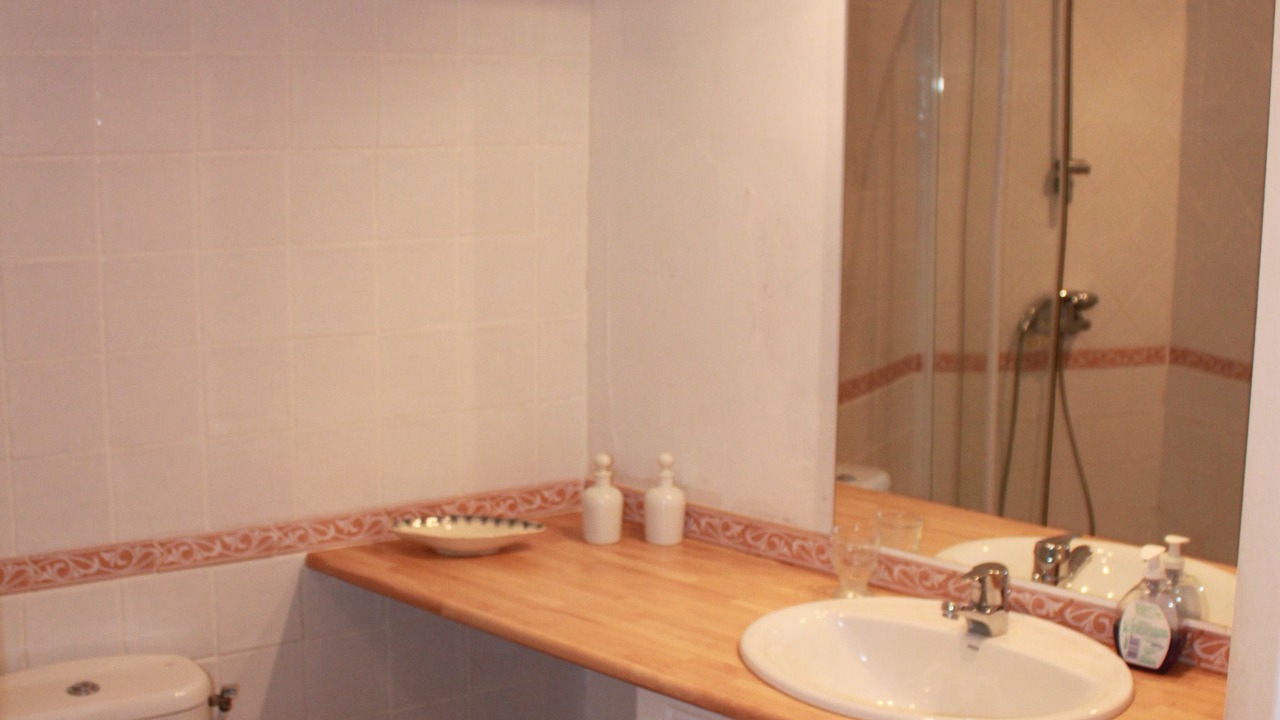 Photo of Bathroom in Pont-Saint-Esprit