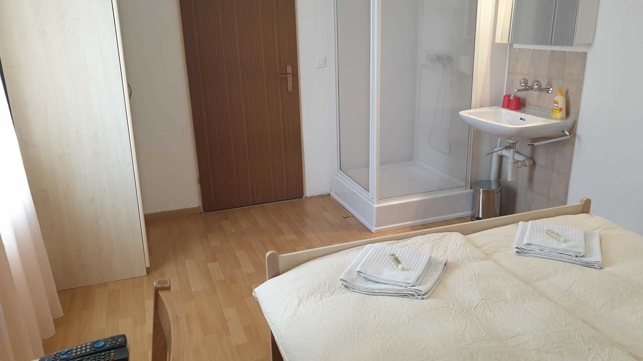 Photo of Bathroom in Nohl
