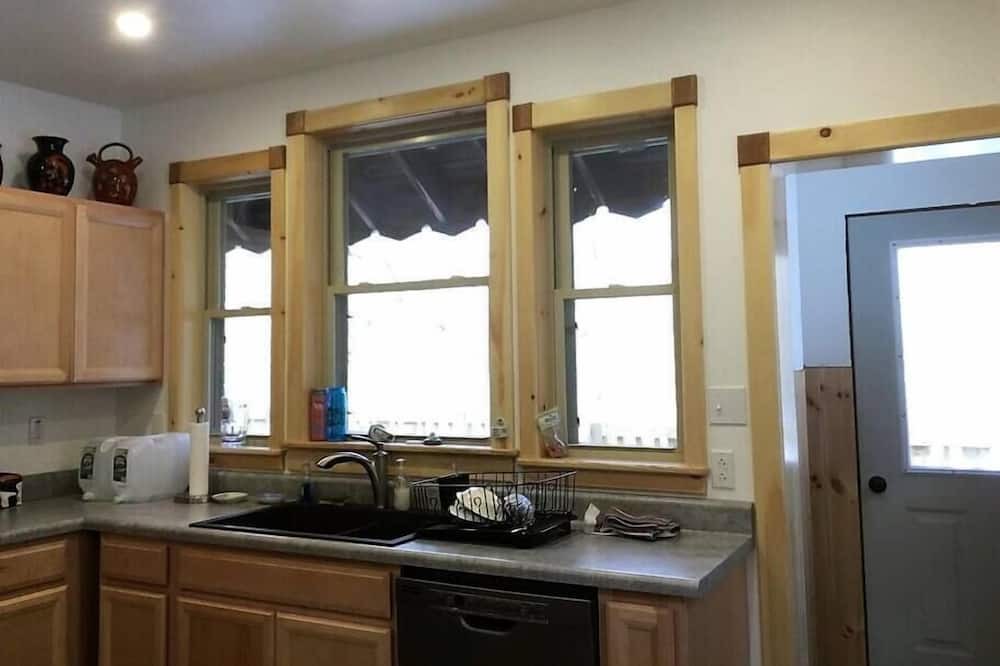 Photo of Kitchen in Oliverea