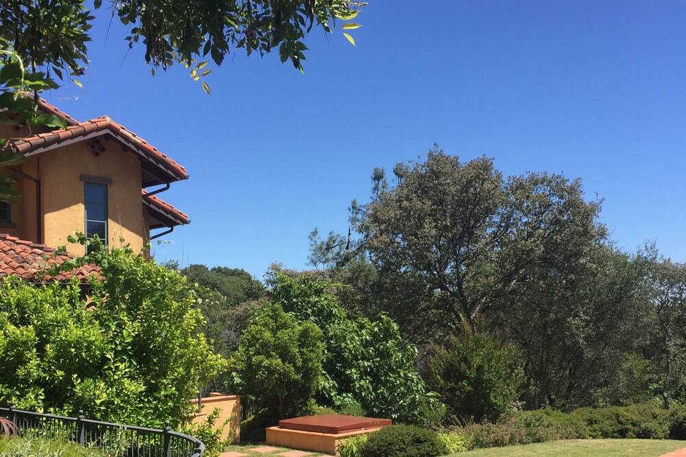 Photo of Outdoor in North Auburn