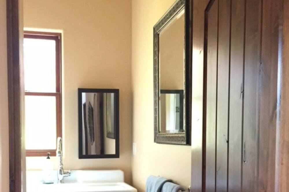 Photo of Bathroom in North Auburn