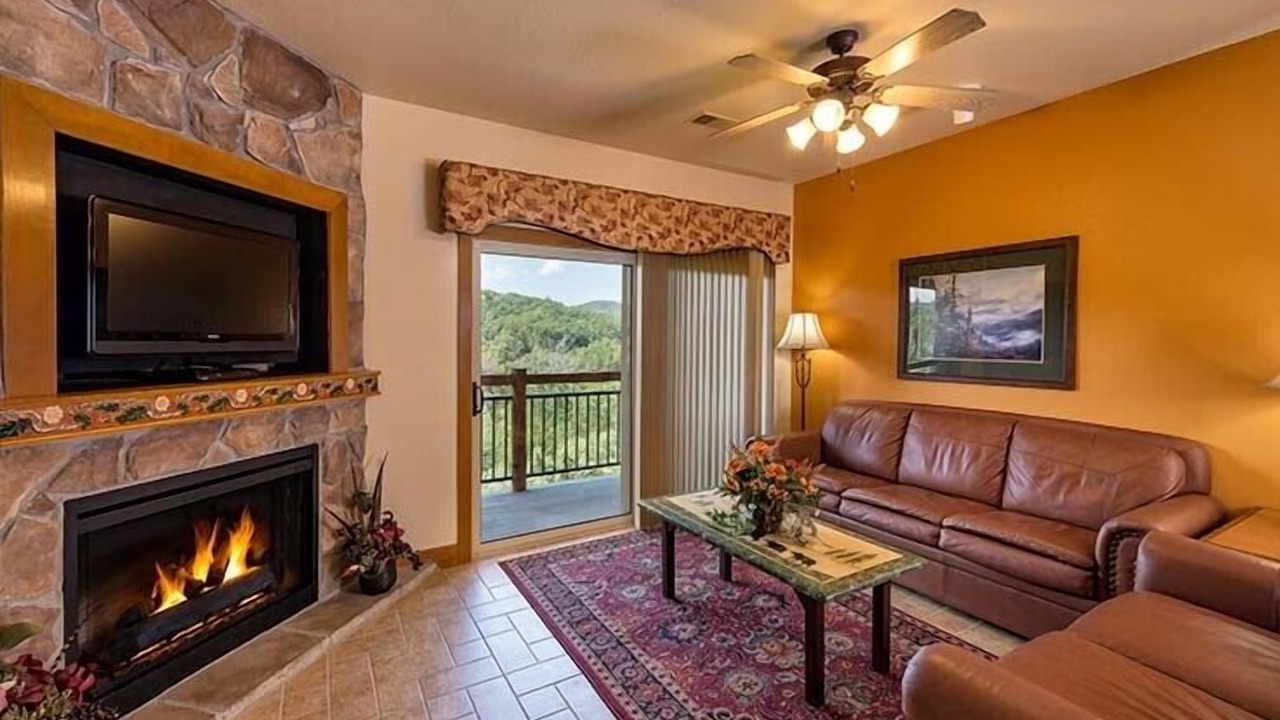 Photo of Livingroom in Branson Theater District