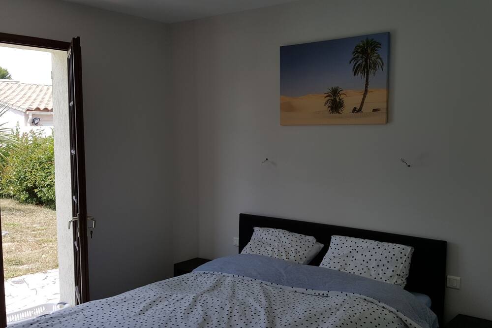 Photo of Bedroom in Villegly