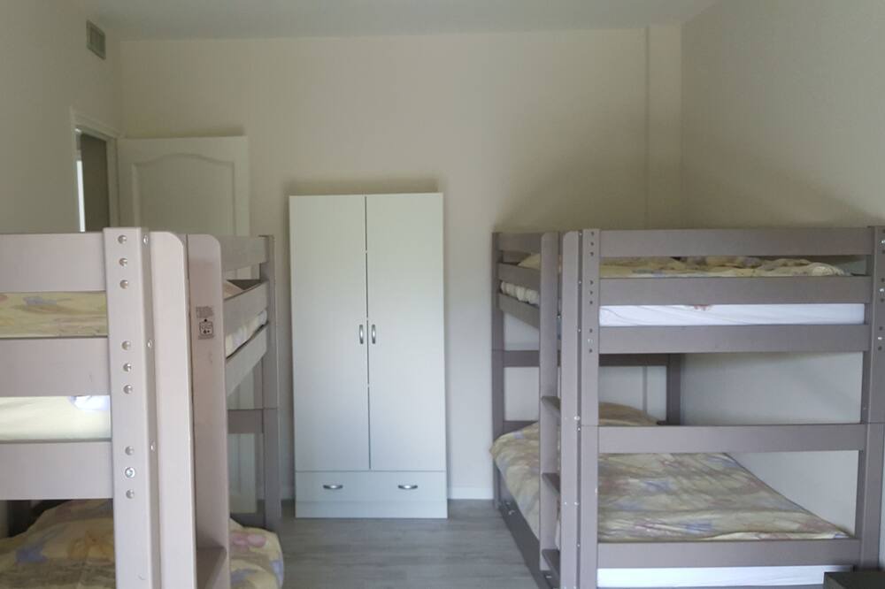 Photo of Bedroom in Villegly