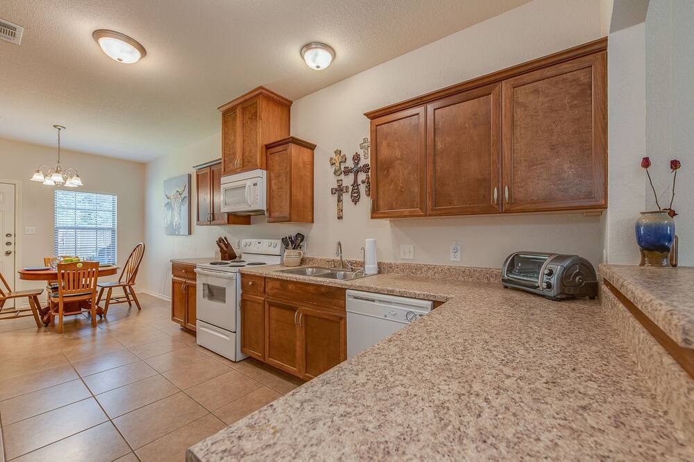 Photo of Kitchen in College Station