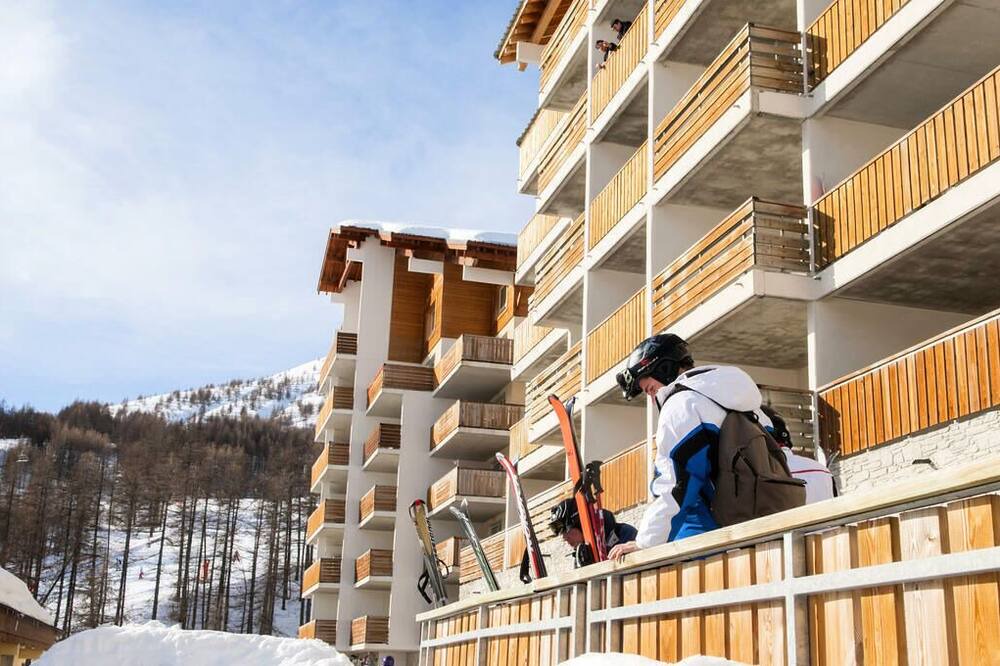 Photo of Outdoor in Allos