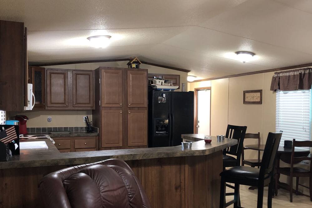 Photo of Livingroom in Boothville-Venice