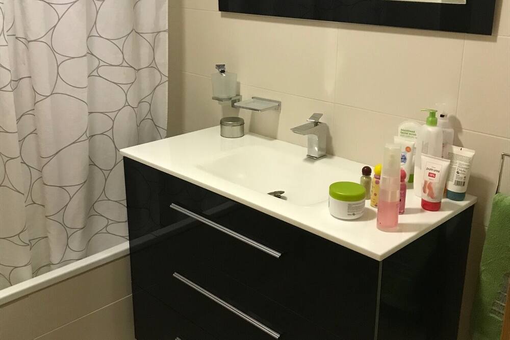 Photo of Bathroom in Estella