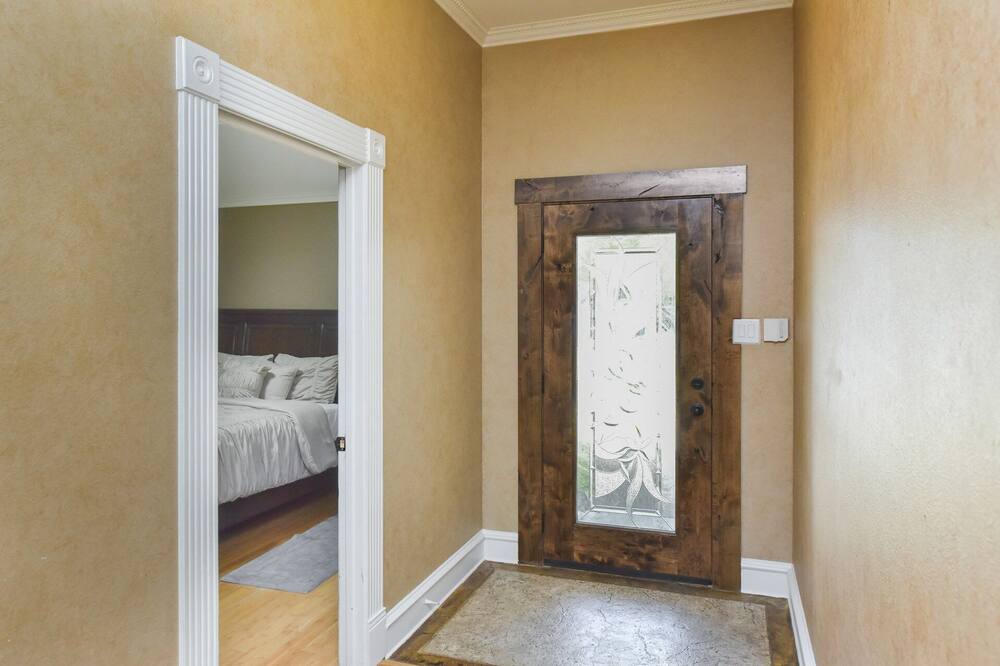 Photo of Bedroom in Red Oak