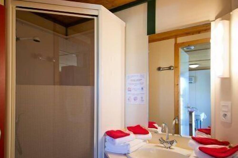 Photo of Bathroom in Durfort