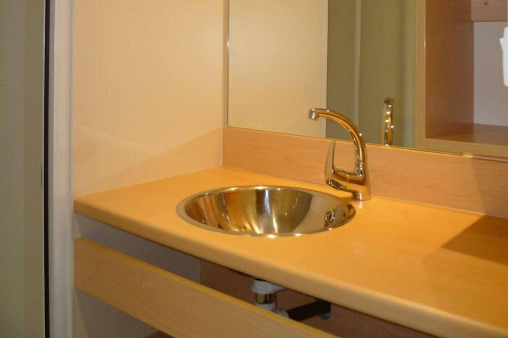 Photo of Bathroom in Cassagnabere-Tournas